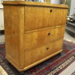 858 4428 CHEST OF DRAWERS